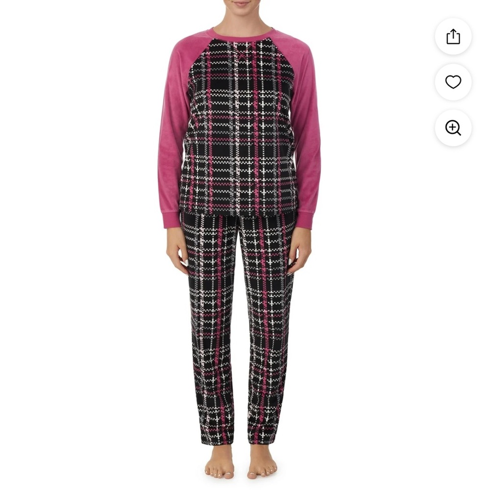 Secret Treasures Plaid Velour Pajamas - M 
women’s-Pink and Black.